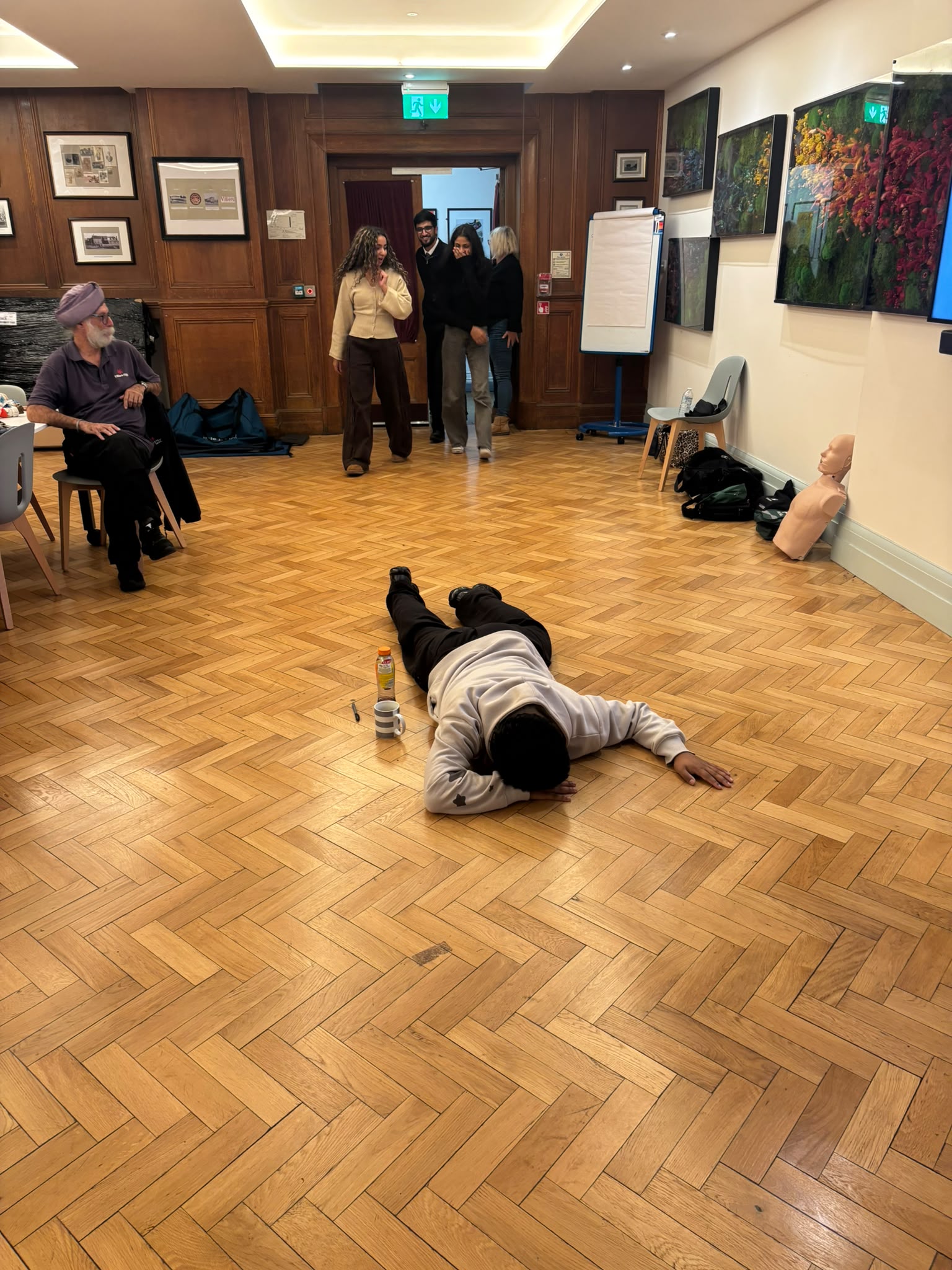 Emergency first aid for schools