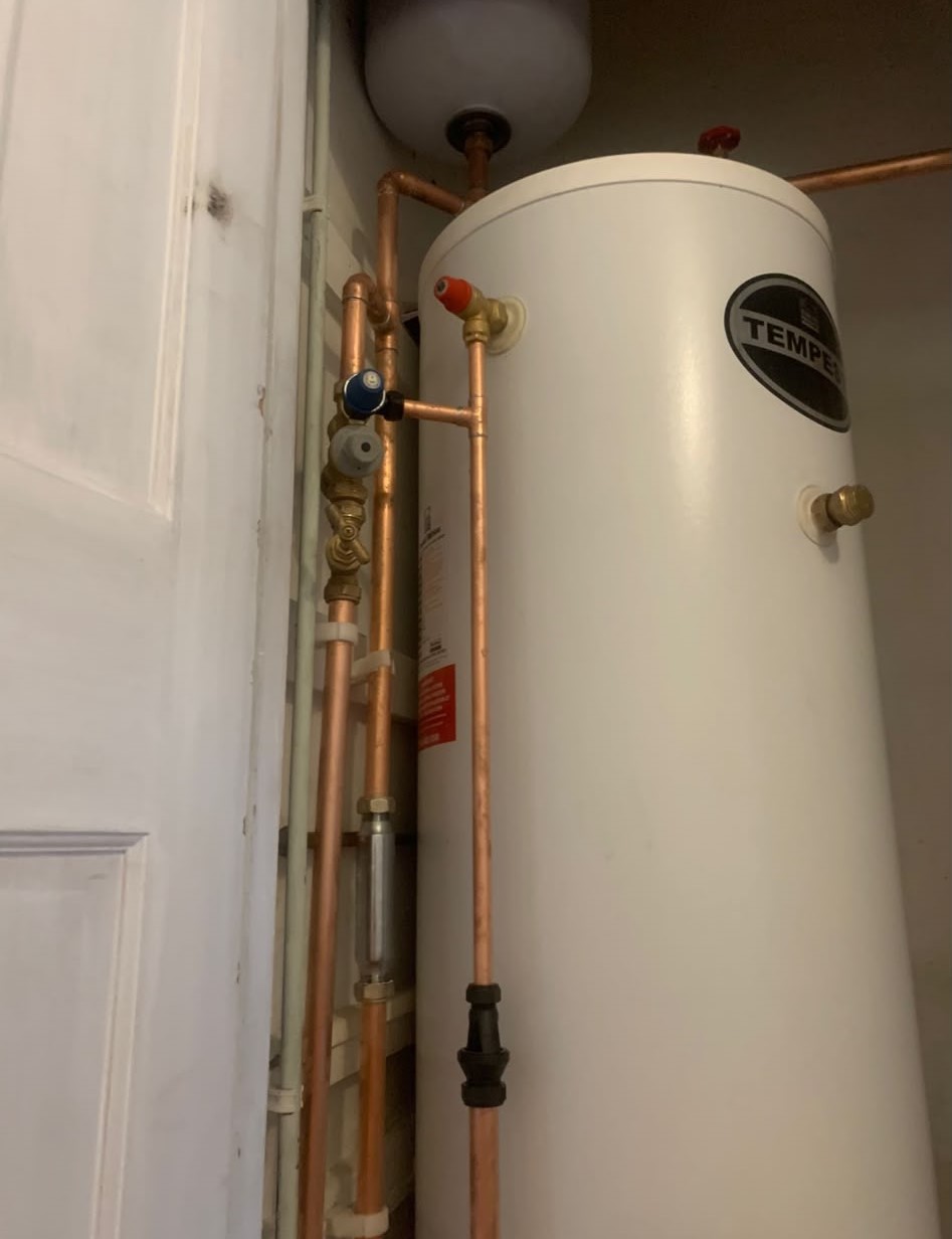 What are the disadvantages of an unvented hot water cylinder?